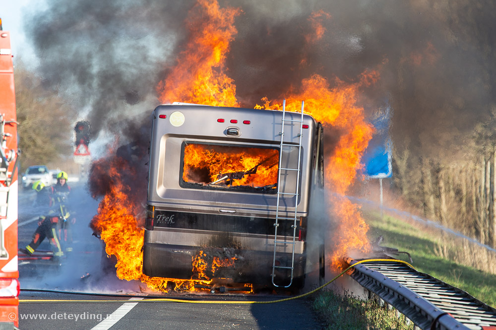 20230117_brand_camper_A44_IMG_2587