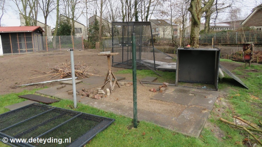 20230314 Voliere kinderboerderij de klaprooshof MdG.jpg